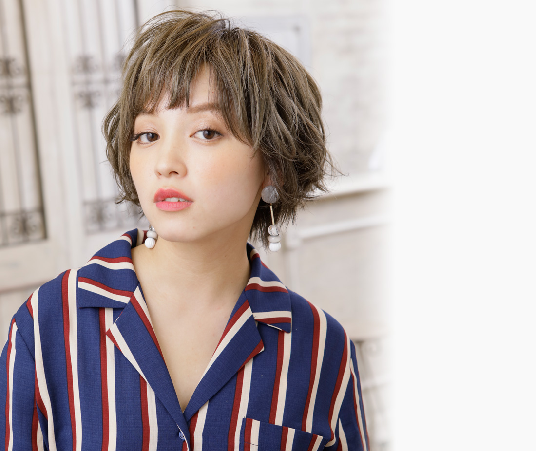 毛先のランダムな遊びが大人可愛い束感エアリーショート 加茂 愛仁 Minx 17秋冬ヘアコレクション Style 14