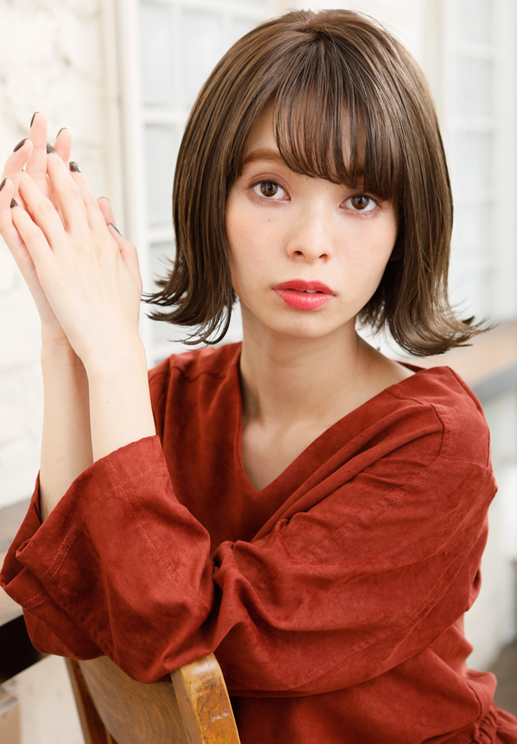 顔周りをハネさせて横にボリュームを出したおしゃれボブ 加茂 愛仁 Minx 18秋冬ヘアカタログ Style 19