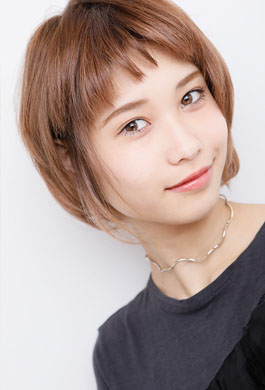 Point.1 顔周りのレイヤーが耳かけの肝