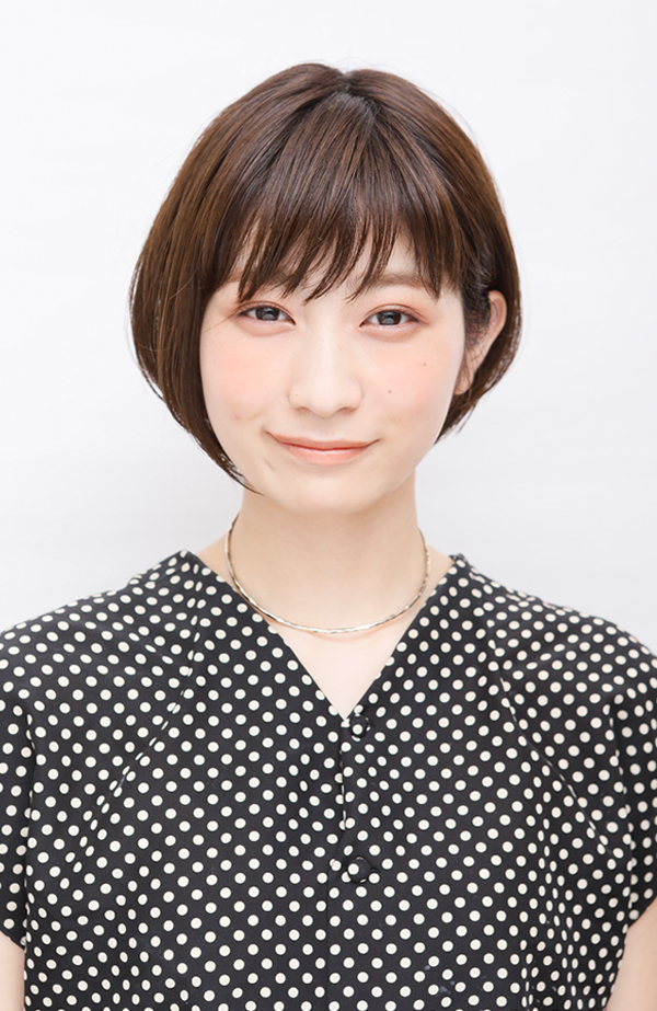 毛先のハネ感と前髪の束感がかわいい軽やかボブ