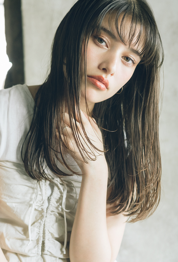 Point.2 透け感や束感が簡単に作れるレイヤースタイル